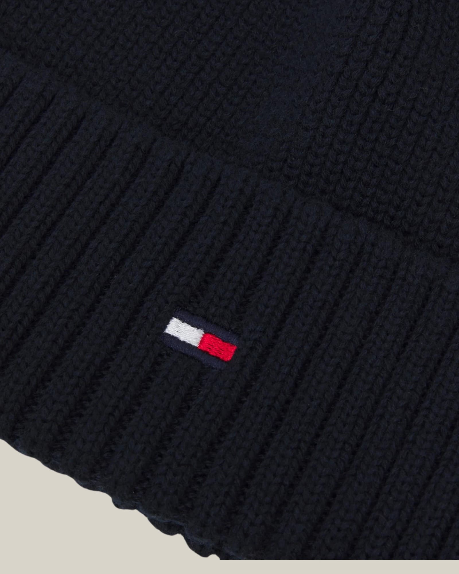 SMALL FLAG BEANIE