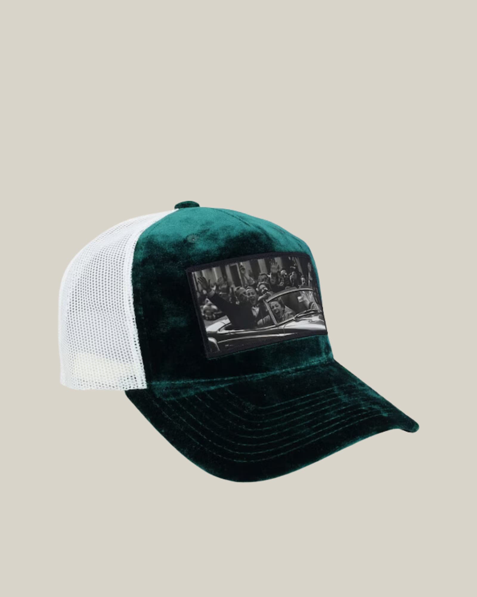 Cabriolet Party Velvet Trucker