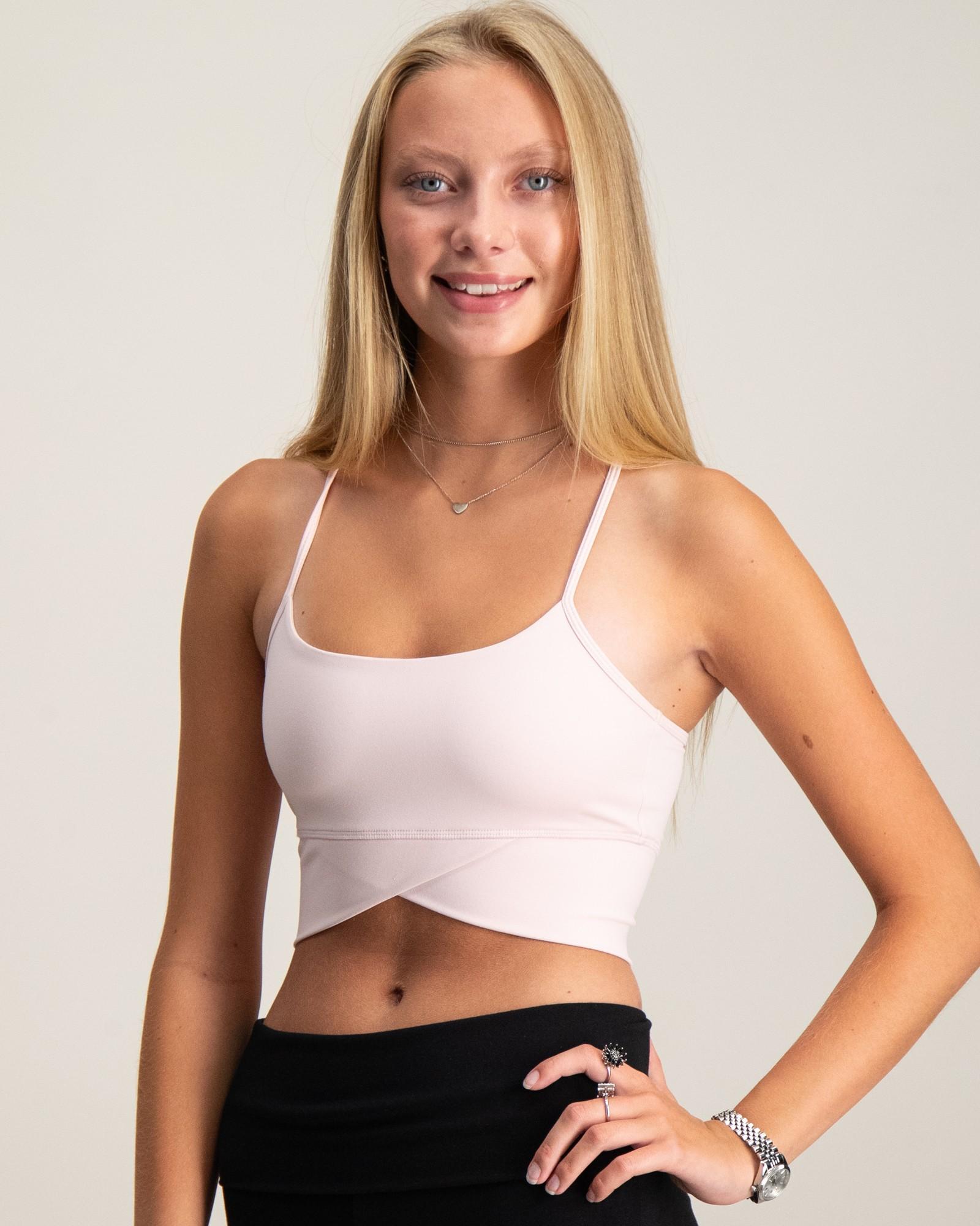 Sporty yoga top