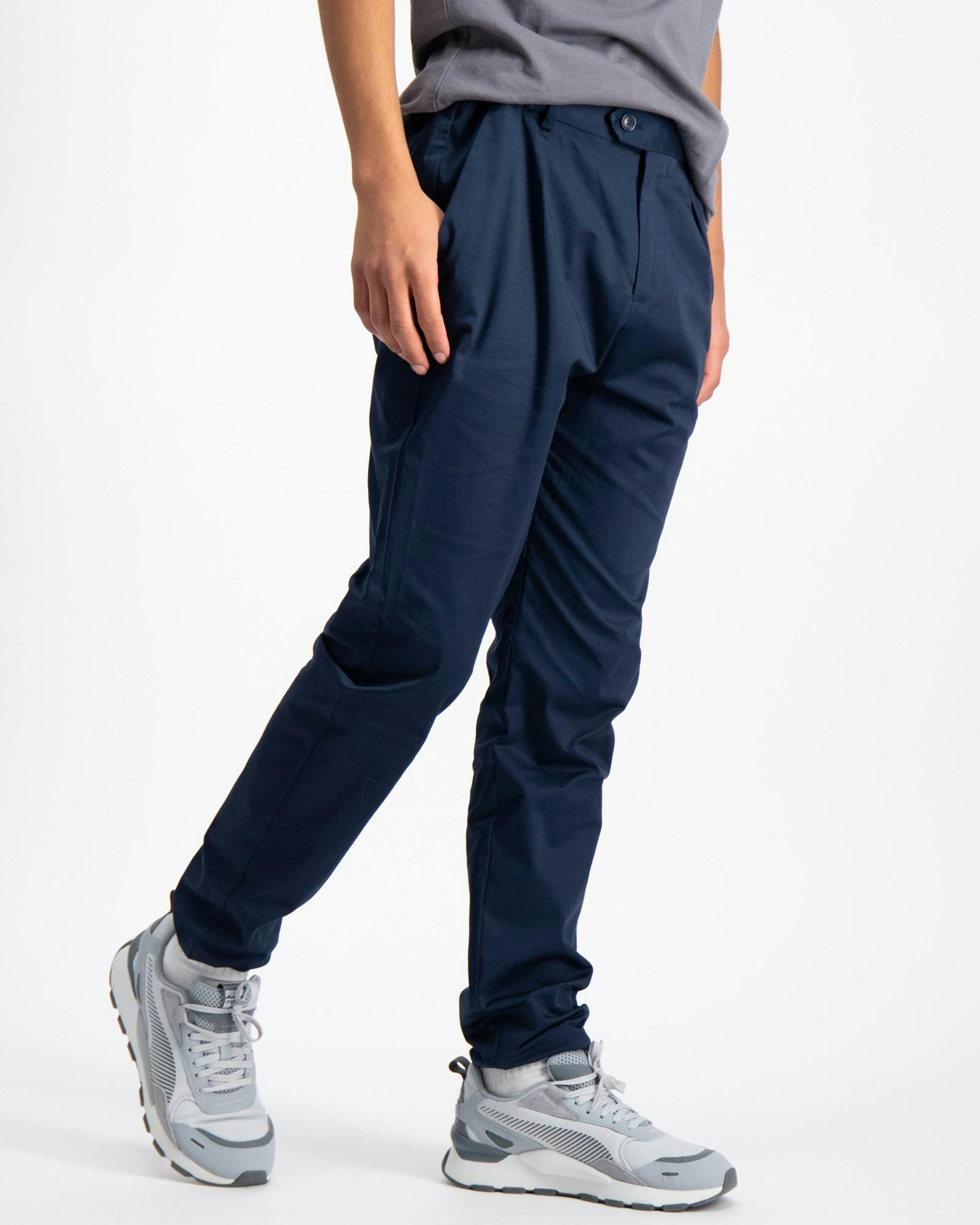 Loose tapered-fit classic dressed pants